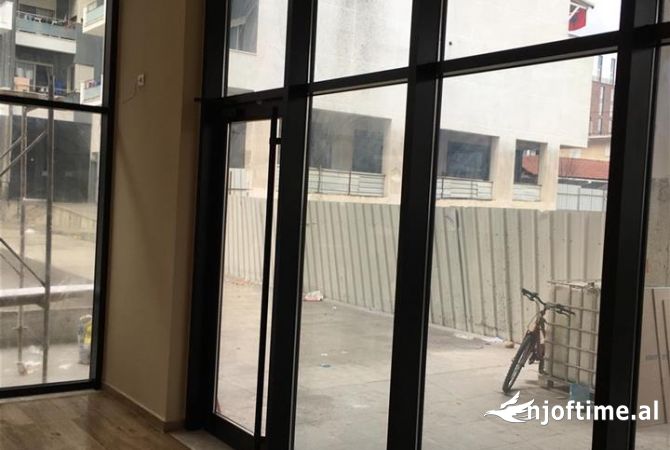 Business Property in Sale 1+1 in Tirana - 80,000 Euro