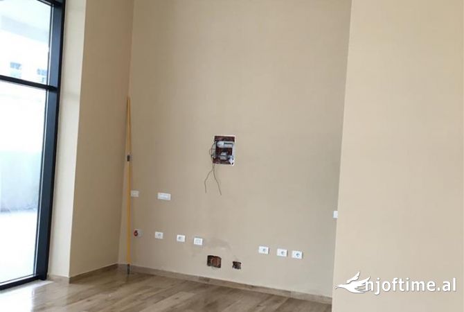 Business Property in Sale 1+1 in Tirana - 80,000 Euro