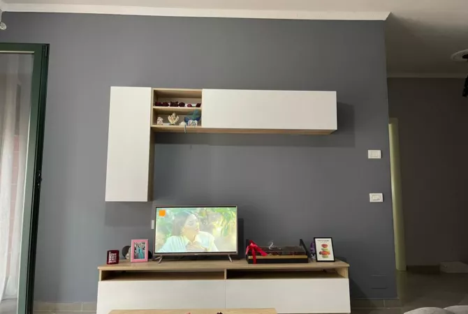 Shtepi me qera Apartament ne Tirane, 1+1, Mobilimi E mobiluar, Pagesa 550  Euro.