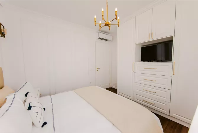 Shtepi me qera Apartament ne Tirane, 1+1, Mobilimi E mobiluar, Pagesa 550  Euro.