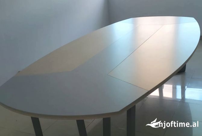 Pajisje biznesi ne shitje ne Tirane - 20,000 Leke