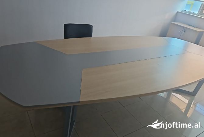 Pajisje biznesi ne shitje ne Tirane - 20,000 Leke