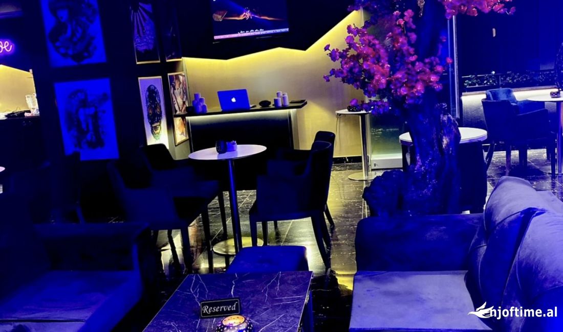 ❄️🛑Okazion paisje biznesi 150.000 euro investim 50.000 euro ose ndrrim me makine .