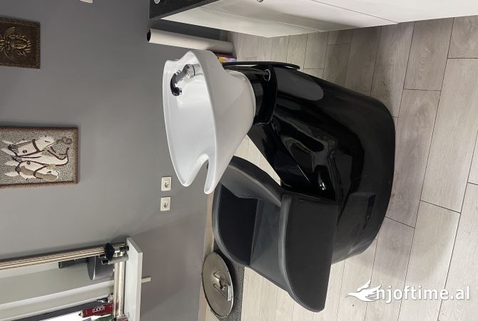 Pajisje biznesi ne shitje ne Tirane - 650 Euro