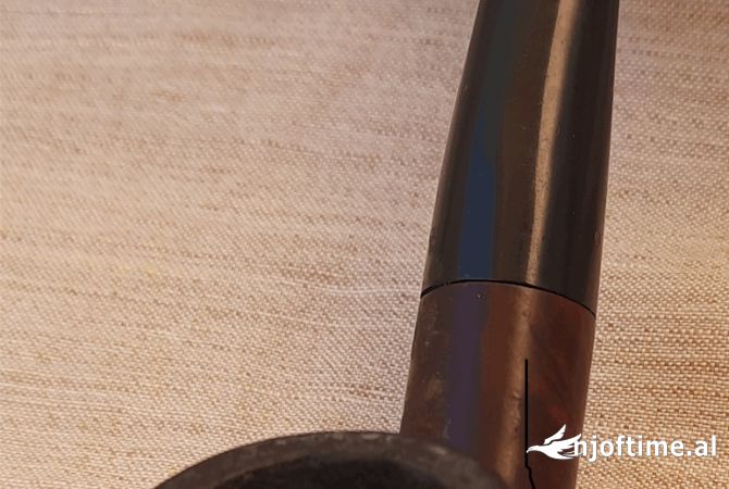 Veshje dhe Aksesor per te Rritur ne Tirane - 3,000 Leke