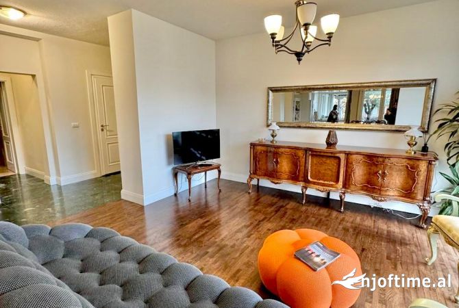 JAPIM APARTAMENT ME QIRA NE KOMUNE TE PARISIT 2+1+2+POST PARKIMI