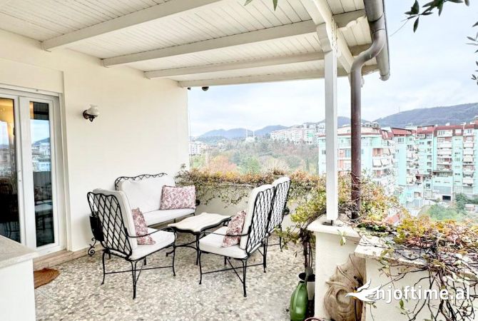 Shtepi me qera Apartament ne Tirane, 2+1, Mobilimi E mobiluar, Pagesa 1,000  Euro.