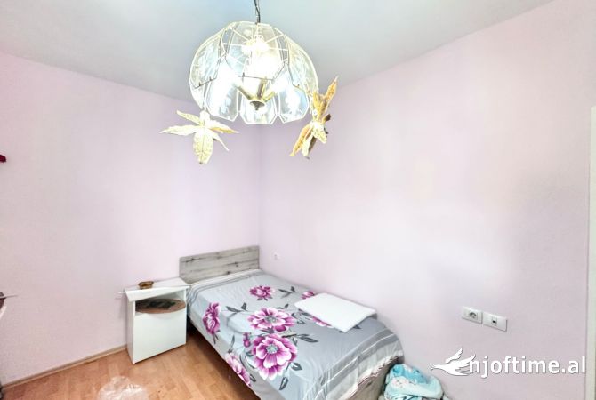 Appartamento in affitto a Tirana 2+1, Arredato