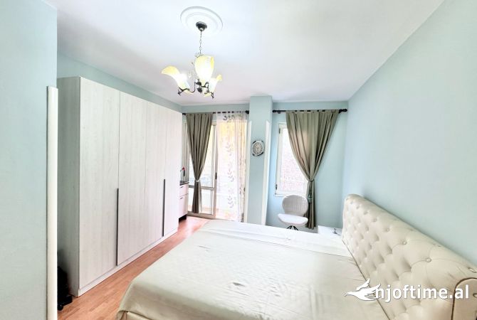 Appartamento in affitto a Tirana 2+1, Arredato