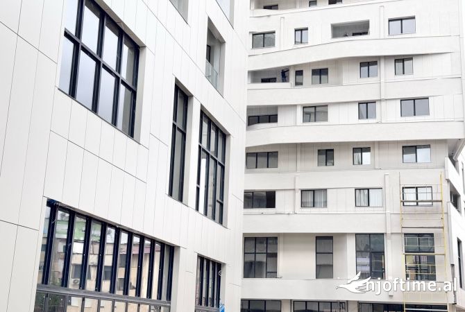 Appartamento in vendita a Tirana 1+1, Vuoto