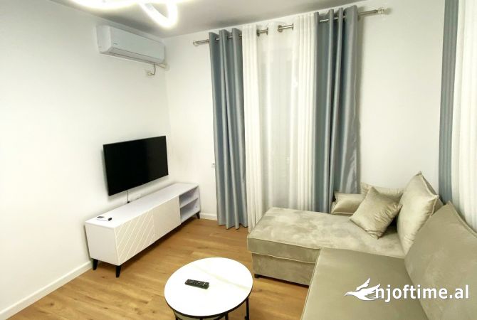 Shtepi me qera Apartament ne Tirane, 2+1, Mobilimi E mobiluar, Pagesa 600  Euro.