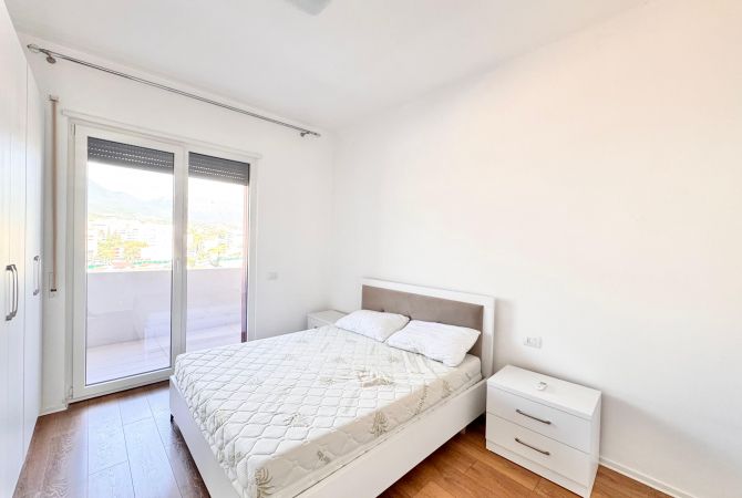 Shtepi me qera Apartament ne Tirane, 2+1, Mobilimi E mobiluar, Pagesa 600  Euro.