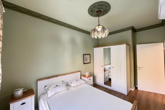 Shtepi me qera Apartament ne Tirane, 1+1, Mobilimi E mobiluar, Pagesa 500  Euro.