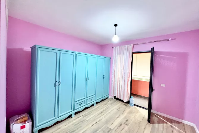 Shtepi me qera Apartament ne Tirane, 2+1, Mobilimi E mobiluar, Pagesa 550  Euro.