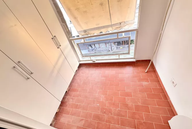 Shtepi ne shitje Apartament ne Tirane, 2+1, Mobilimi E mobiluar, Pagesa 215,000  Euro.