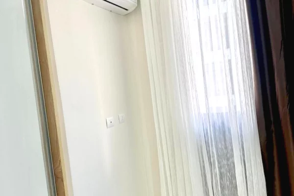 Shtepi ne shitje Apartament ne Vlore, 2+1, Mobilimi E mobiluar, Pagesa 186,000  Euro.