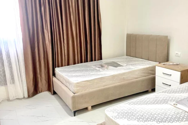 Shtepi ne shitje Apartament ne Vlore, 2+1, Mobilimi E mobiluar, Pagesa 186,000  Euro.