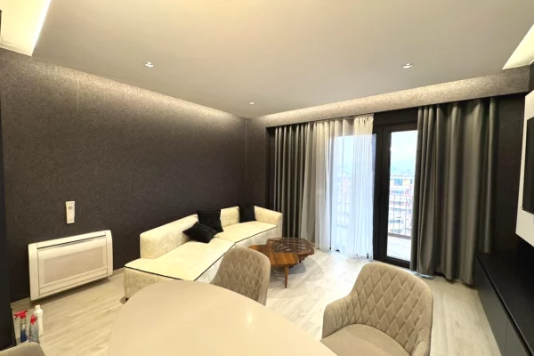 Shtepi me qera Apartament ne Tirane, 2+1, Mobilimi E mobiluar, Pagesa 1,300  Euro.