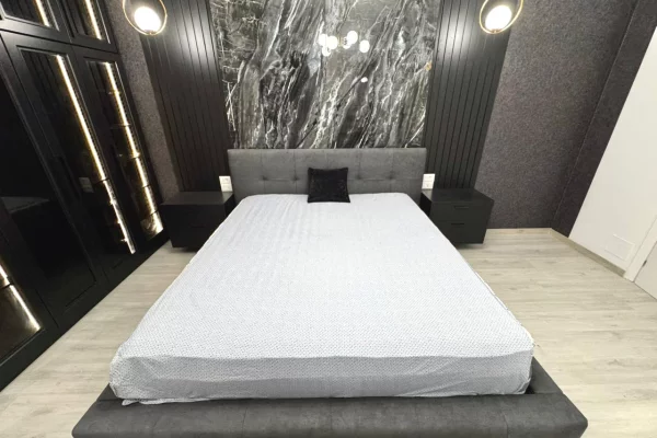 Shtepi me qera Apartament ne Tirane, 2+1, Mobilimi E mobiluar, Pagesa 1,300  Euro.