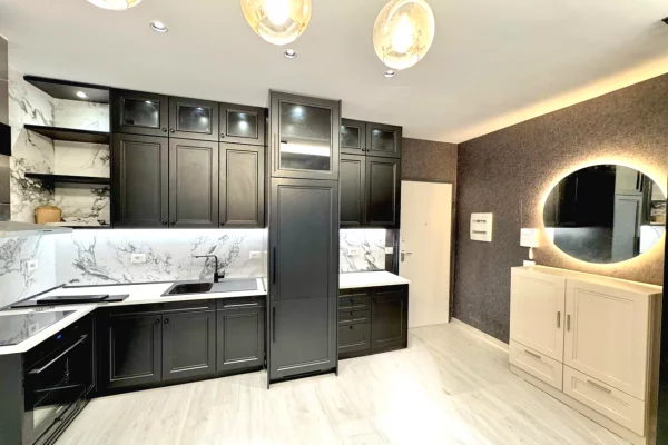 Shtepi me qera Apartament ne Tirane, 2+1, Mobilimi E mobiluar, Pagesa 1,300  Euro.