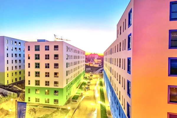 Appartamento in vendita a Tirana 3+1, Vuoto