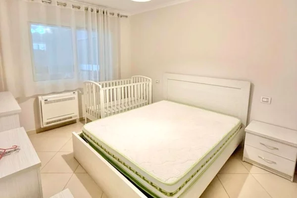 Appartamento in affitto a Tirana 1+1, Arredato