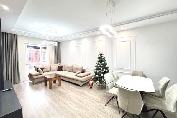 Shtepi me qera Apartament ne Tirane, 2+1, Mobilimi E mobiluar, Pagesa 1,000  Euro.