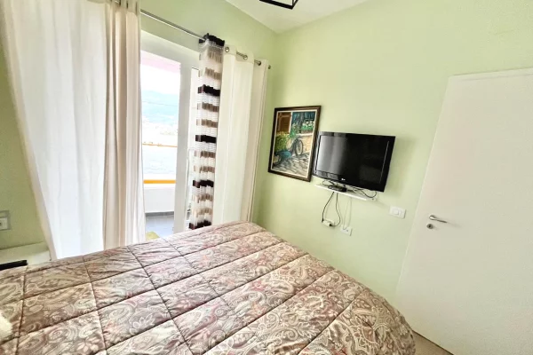 Appartamento in vendita a Tirana 1+1, Arredato