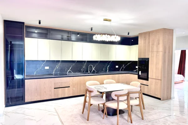 Shtepi me qera Apartament ne Tirane, 2+1, Mobilimi E mobiluar, Pagesa 1,000  Euro.