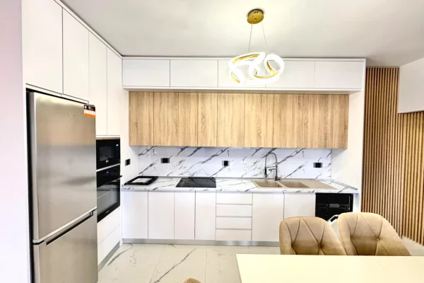 Shtepi me qera Apartament ne Tirane, 2+1, Mobilimi E mobiluar, Pagesa 1,000  Euro.