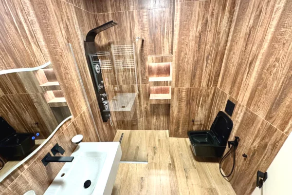 Shtepi me qera Apartament ne Tirane, 2+1, Mobilimi E mobiluar, Pagesa 1,100  Euro.