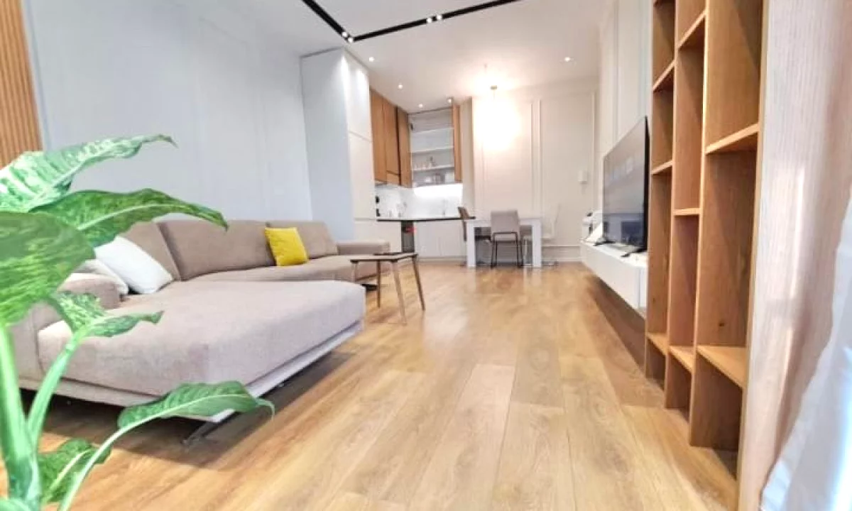 Shtepi me qera Apartament ne Tirane, 1+1, Mobilimi E mobiluar, Pagesa 550  Euro.