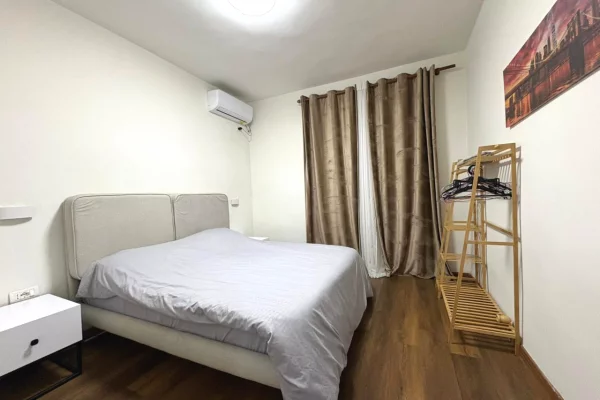 Shtepi me qera Apartament ne Tirane, 2+1, Mobilimi E mobiluar, Pagesa 750  Euro.