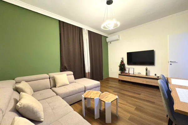 Shtepi me qera Apartament ne Tirane, 2+1, Mobilimi E mobiluar, Pagesa 750  Euro.