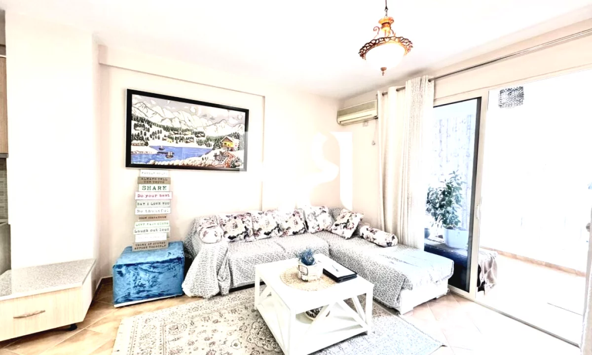 Shtepi me qera Apartament ne Tirane, 2+1, Mobilimi E mobiluar, Pagesa 470  Euro.