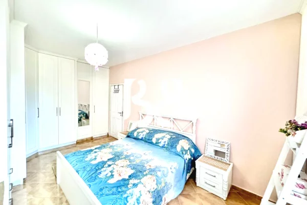 Shtepi me qera Apartament ne Tirane, 2+1, Mobilimi E mobiluar, Pagesa 470  Euro.