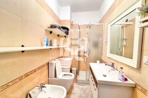 Shtepi me qera Apartament ne Tirane, 2+1, Mobilimi E mobiluar, Pagesa 470  Euro.