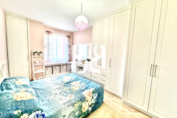 Shtepi me qera Apartament ne Tirane, 2+1, Mobilimi E mobiluar, Pagesa 470  Euro.