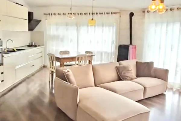 Casa in affitto 3+1 a Tirana - 85,000 Leke