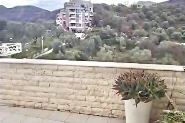 Appartamento in affitto a Tirana 3+1, Arredato