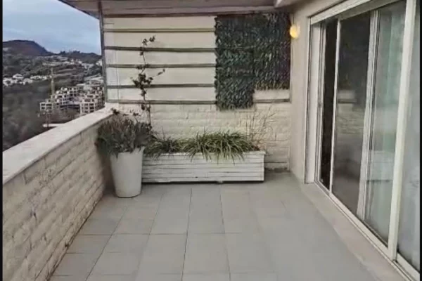 Appartamento in affitto a Tirana 3+1, Arredato