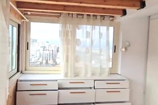 Appartamento in affitto a Tirana 3+1, Arredato