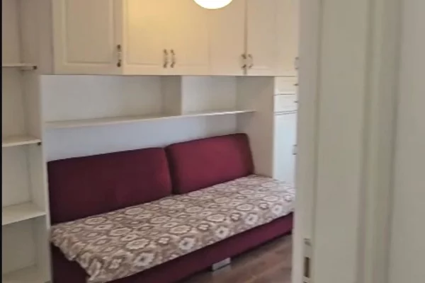 Appartamento in affitto a Tirana 3+1, Arredato