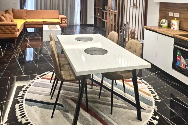 Appartamento in affitto a Tirana 2+1, Arredato