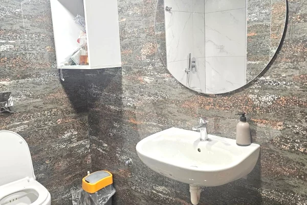 Appartamento in affitto a Tirana 2+1, Arredato