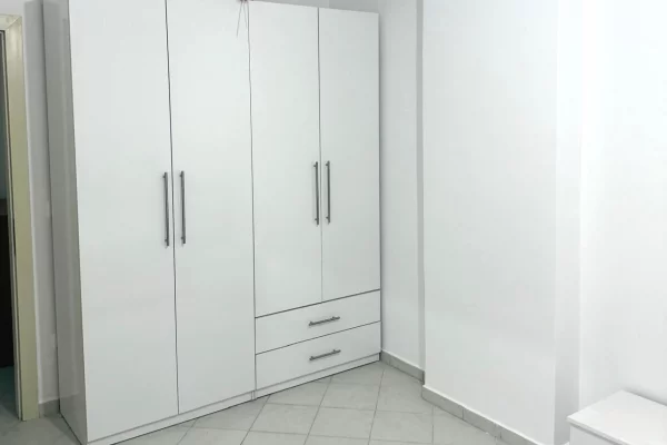 Appartamento in affitto a Tirana 2+1, Arredato