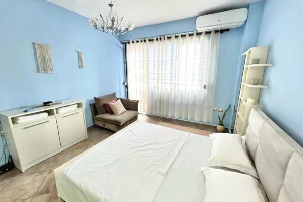 Shtepi me qera Apartament ne Tirane, 2+1, Mobilimi E mobiluar, Pagesa 700  Euro.