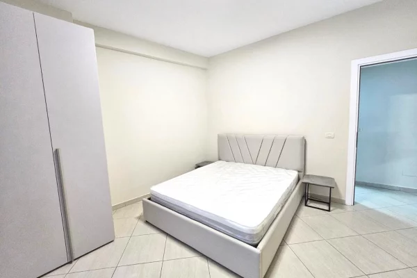 Appartamento in affitto a Tirana 1+1, Arredato