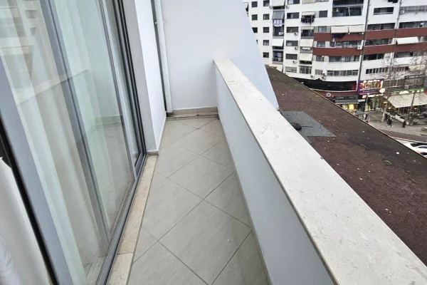 Appartamento in affitto a Tirana 1+1, Arredato