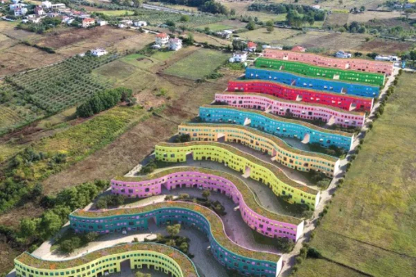 Shtepi ne shitje Apartament ne Tirane, 1+1, Mobilimi Bosh, pa mobiluar, Pagesa 77,000  Euro.